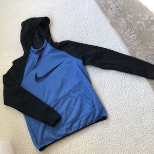 Womens Nike sweatshirt